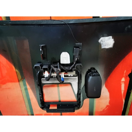 SZYBA CZOŁOWA TOYOTA YARIS 3 2011-2019 (UŻYWANA)