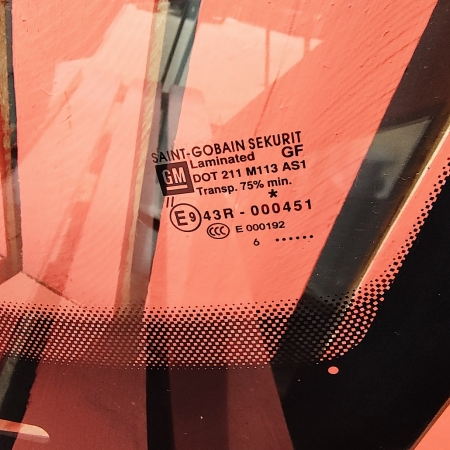 OPEL CORS E SZYBA CZOŁOWA  ORYGINALNA GRZANA